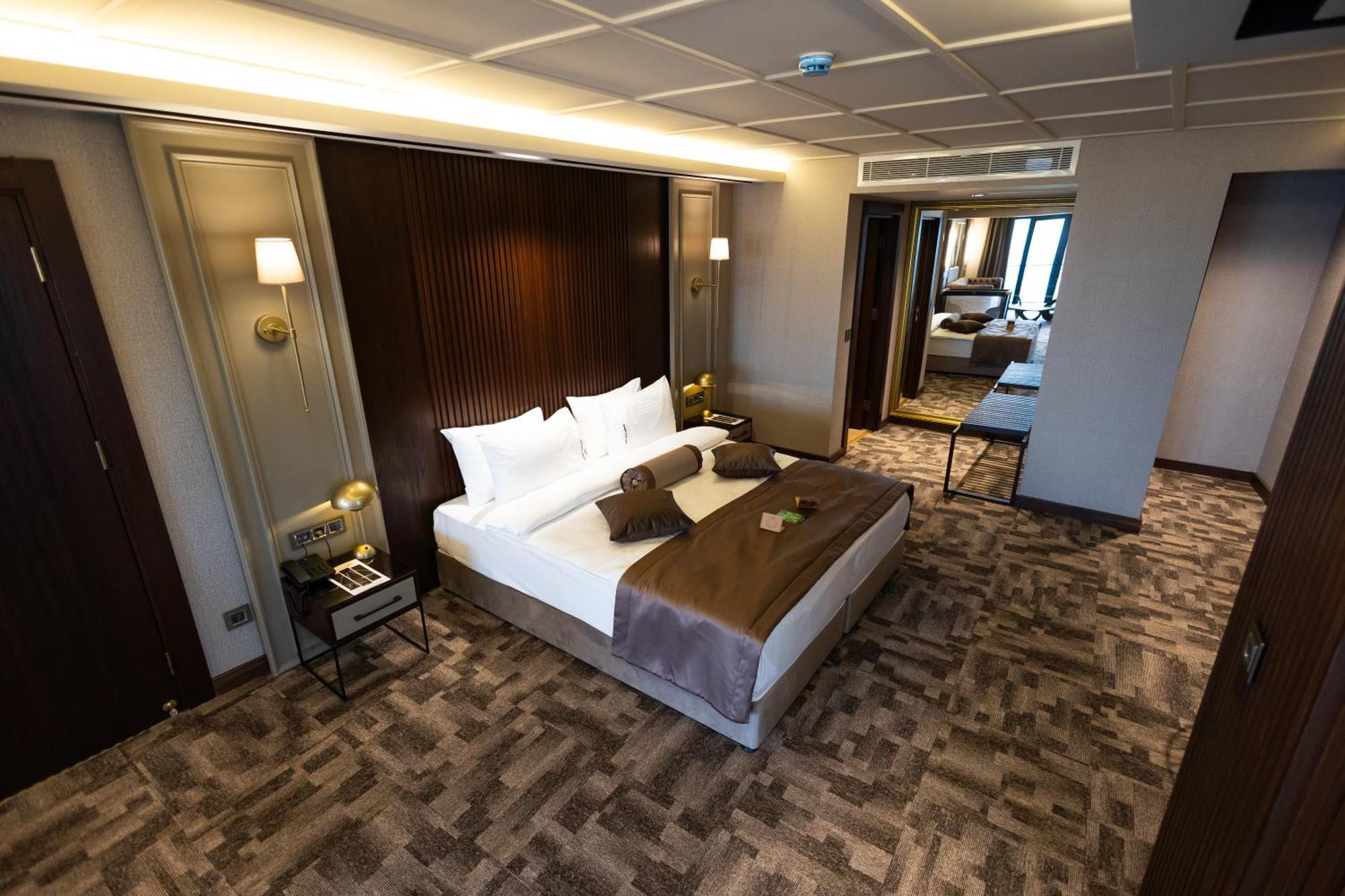 Tonight Hotel Port Estambul Exterior foto